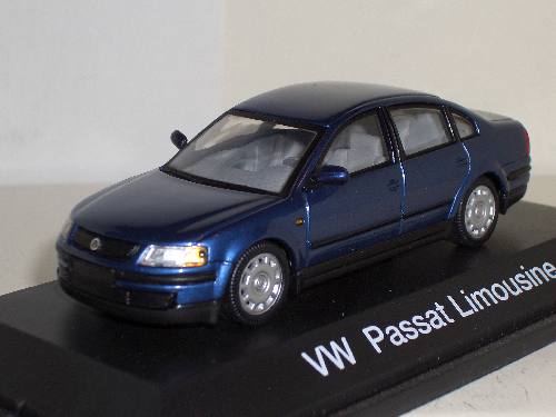 VW Passat Limousine 1994 - Schuco 1:43